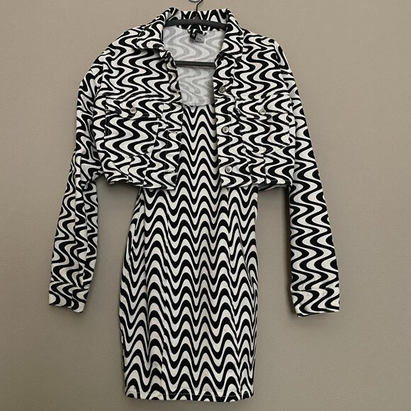 H&M, Divided, Throwback, Retro 80's Style Jean Dress and matching Jean Jacket - Picture 1 of 16